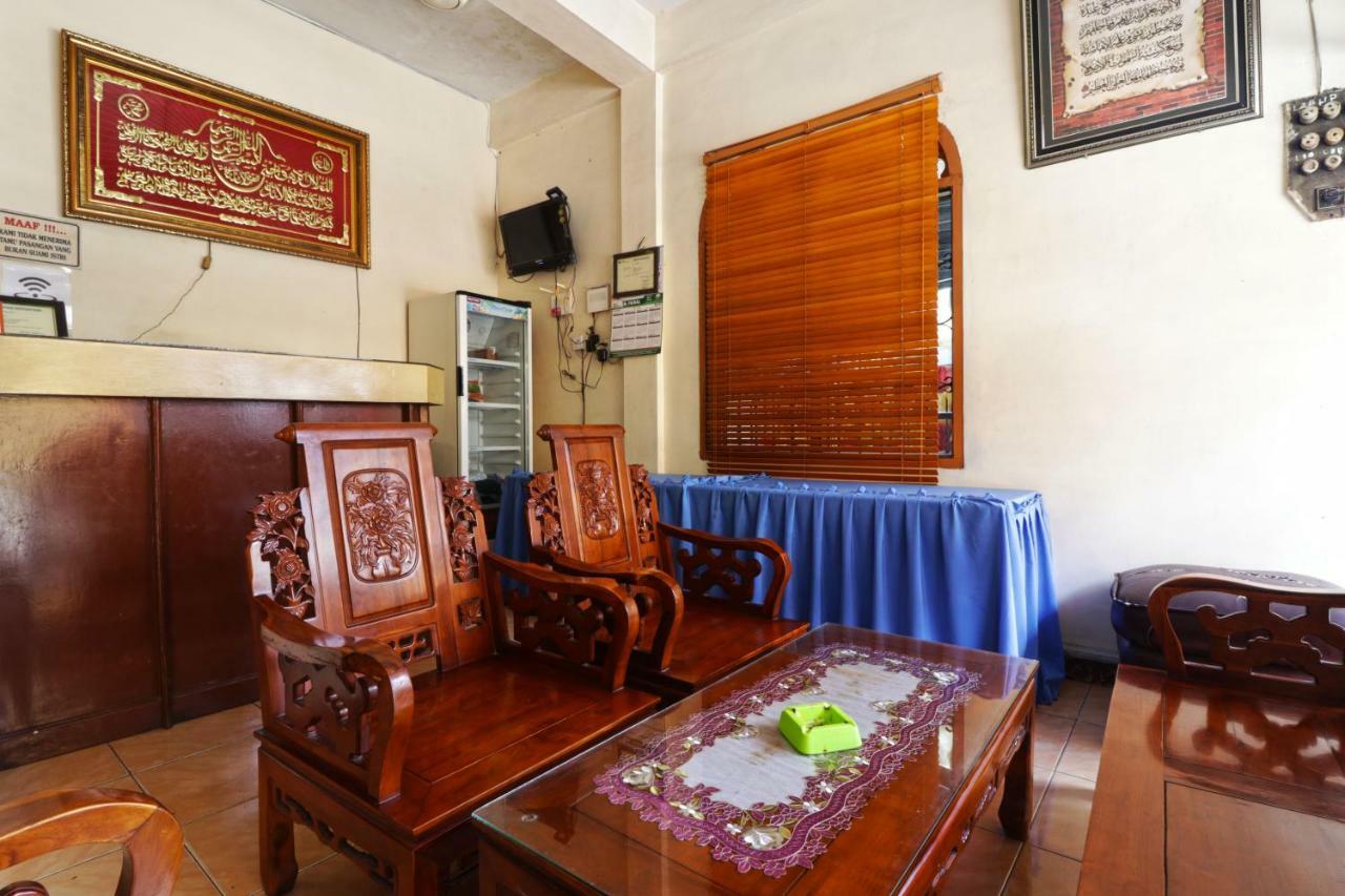 Wisma Yuli Syariah Medan Exterior foto